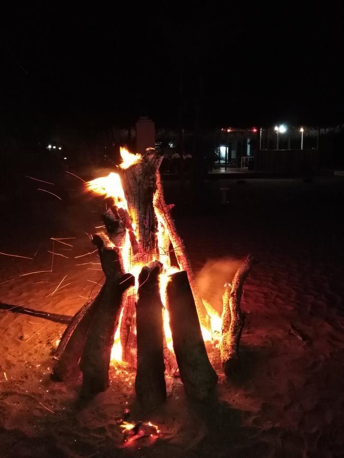 Yoho Hotel Arugambay Beach Inn 阿鲁甘湾 外观 照片
